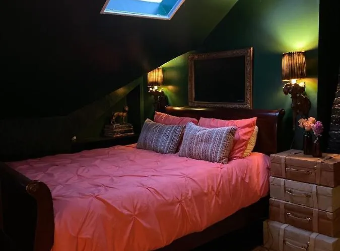 The Toscana Bed and breakfast Chicago