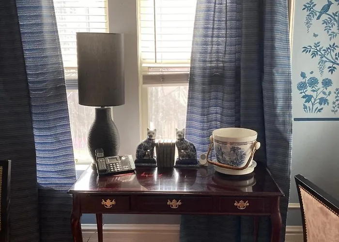 The Toscana Bed and breakfast Chicago