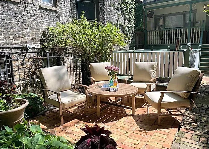The Toscana Bed and breakfast Chicago